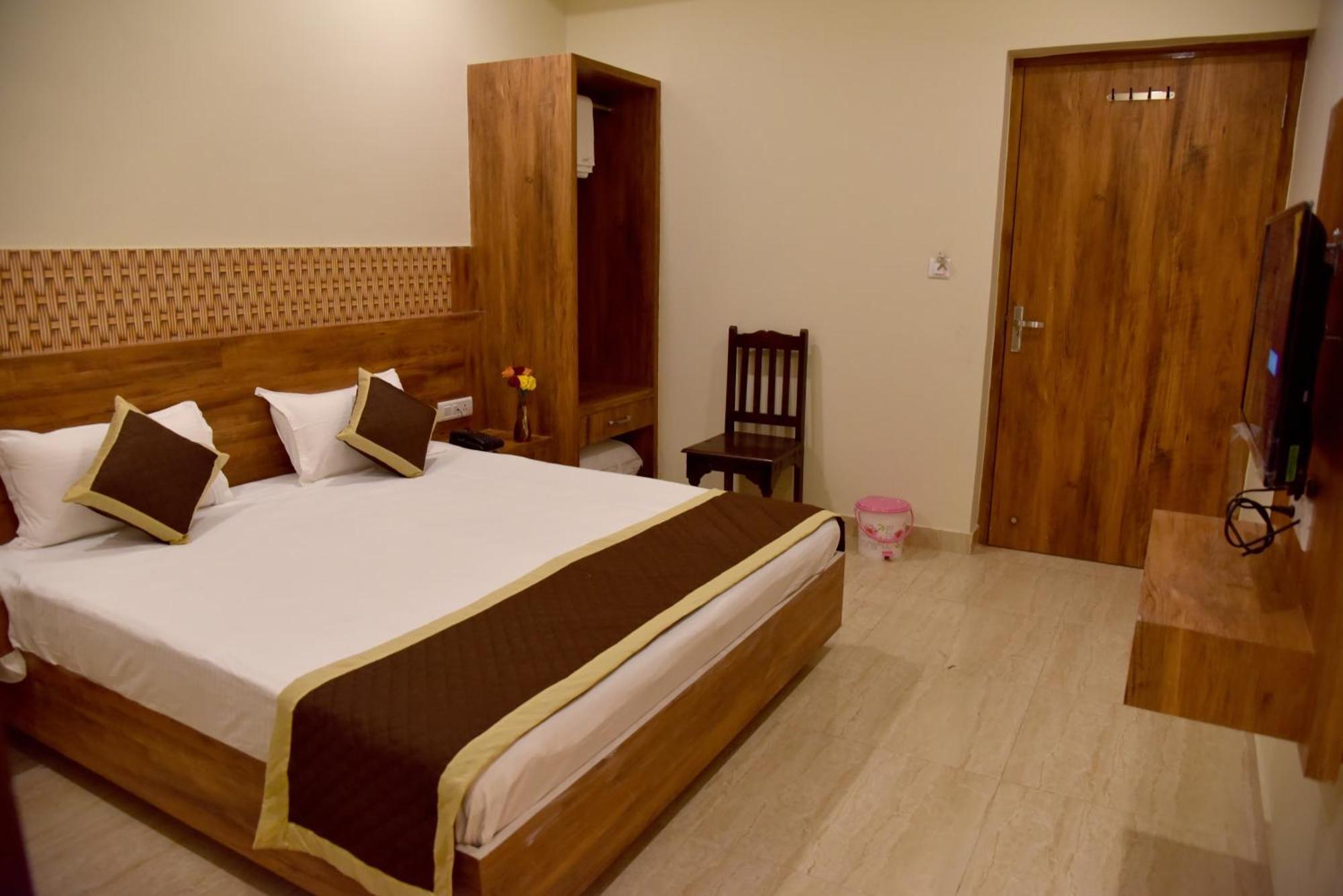 S R Plaza At Delhi Airport Hotell New Delhi Eksteriør bilde