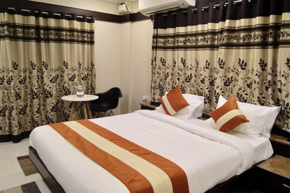 S R Plaza At Delhi Airport Hotell New Delhi Eksteriør bilde